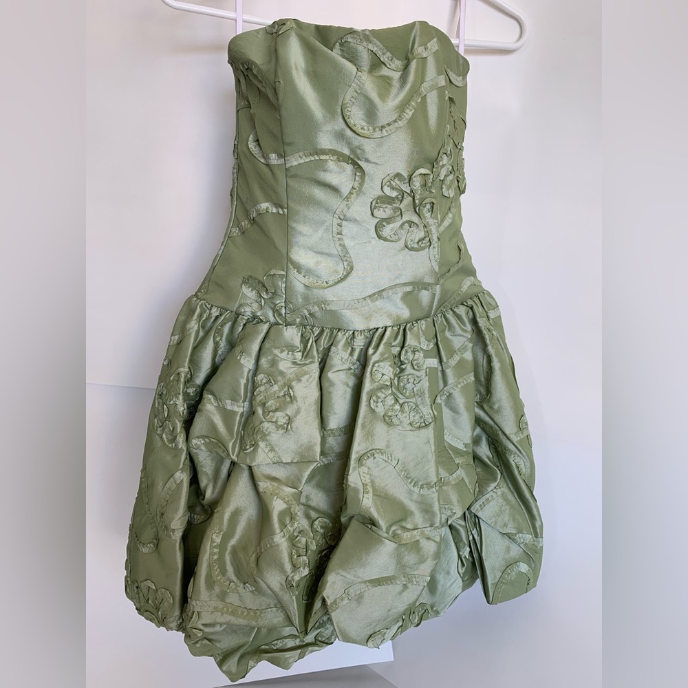 Jessica McClintock prom dress